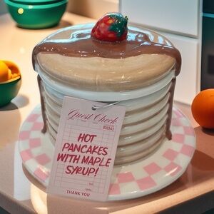 Pancake Stack And Maple Syrup Scented Candle